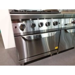 CUCINA A GAS 4 FUOCHI 7 KW