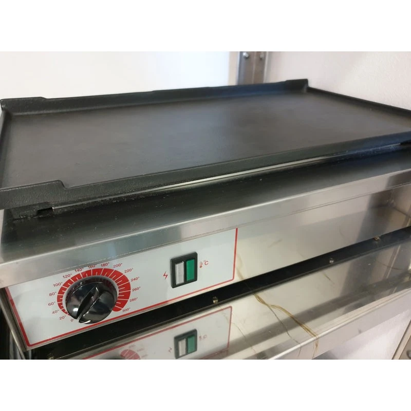 PIASTRA PER PANINI DOPPIA IN GHISA SMALTATA PIASTRA PER PANINI DOPPIA IN GHISA SMALTATA -Macchine del Gusto tostiera grill piastra doppia in ghisa smaltata senza coperchi 2